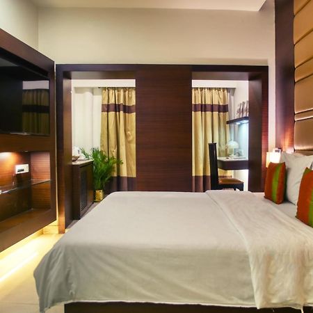 Hotel The Samilton Calcutta  Esterno foto