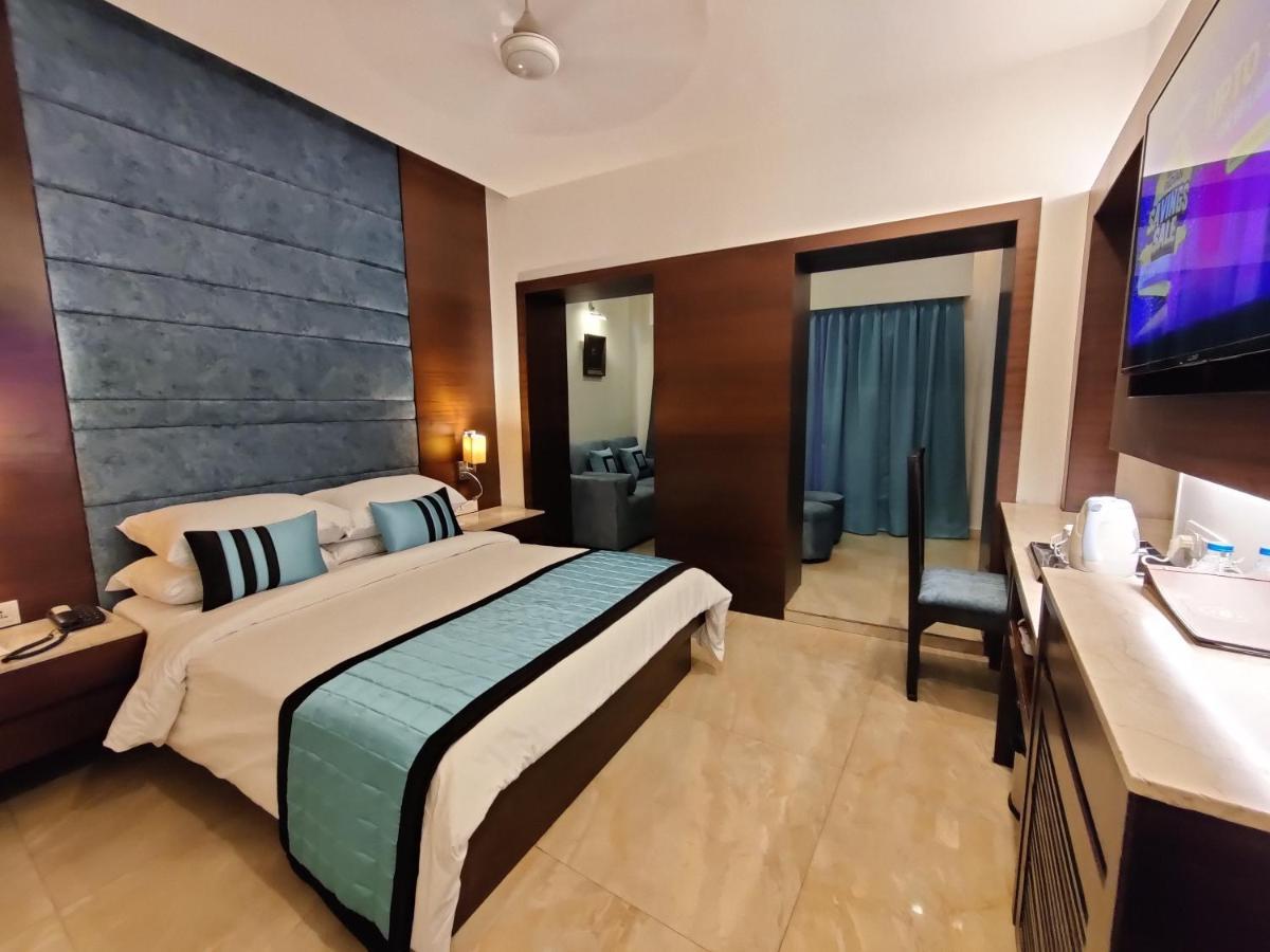 Hotel The Samilton Calcutta  Esterno foto