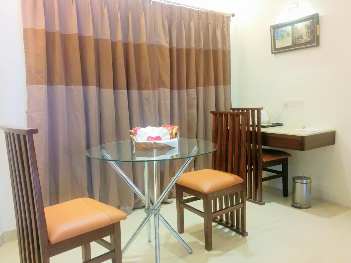 Hotel The Samilton Calcutta  Esterno foto